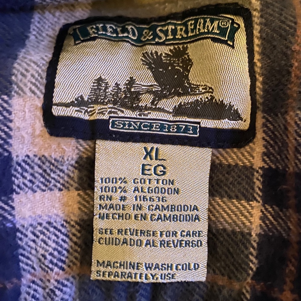 Men’s Flannel - Picture 3 of 3